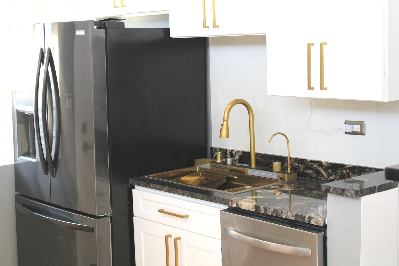 8312 South Kenwood Avenue Chicago IL 60619