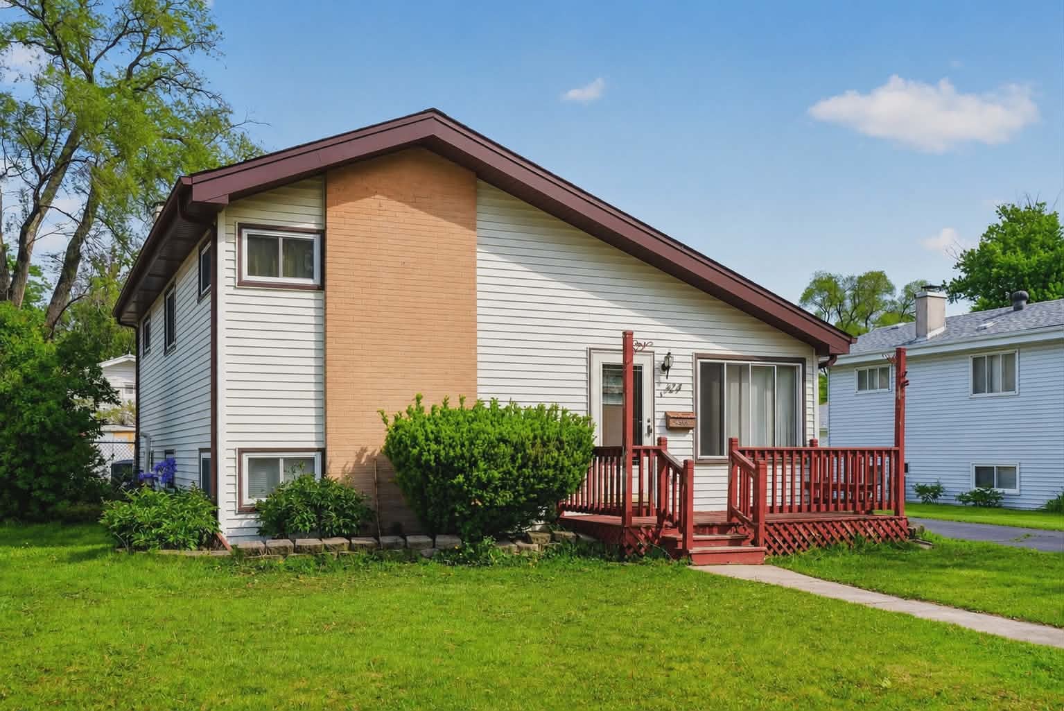 624 West Merle Avenue Villa Park IL 60181