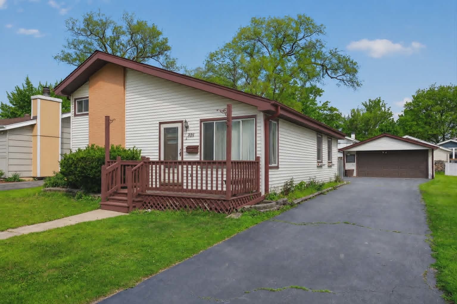 624 West Merle Avenue Villa Park IL 60181