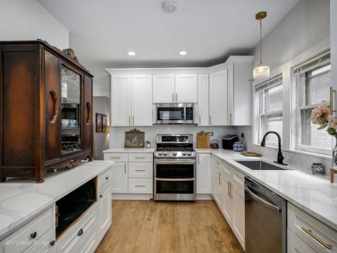 3742 Clinton Avenue Berwyn IL 60402