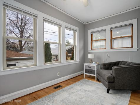 3742 Clinton Avenue Berwyn IL 60402