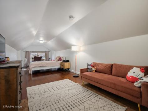 3742 Clinton Avenue Berwyn IL 60402