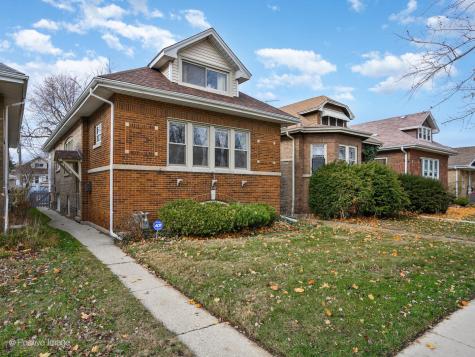 3742 Clinton Avenue Berwyn IL 60402