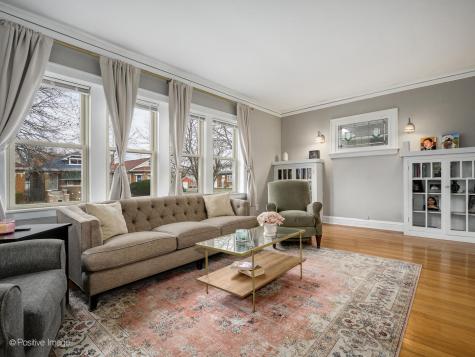 3742 Clinton Avenue Berwyn IL 60402