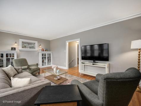 3742 Clinton Avenue Berwyn IL 60402