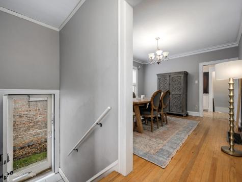 3742 Clinton Avenue Berwyn IL 60402