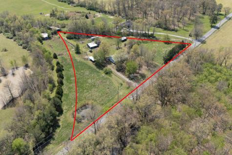 13849 Mustang Road Marion IL 62959