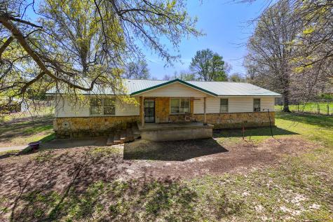 13849 Mustang Road Marion IL 62959