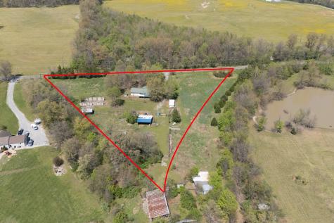 13849 Mustang Road Marion IL 62959