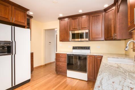 108 Imperial Street Park Ridge IL 60068