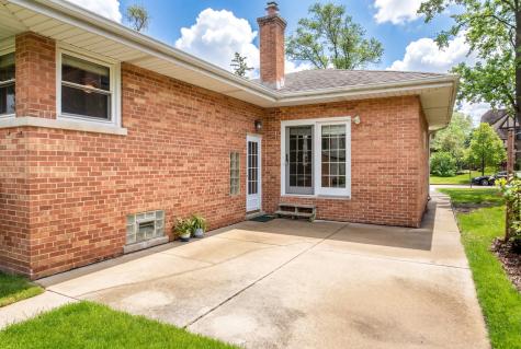 108 Imperial Street Park Ridge IL 60068