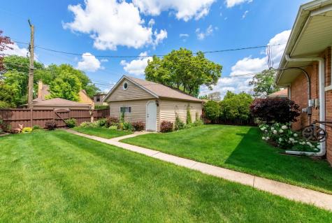 108 Imperial Street Park Ridge IL 60068