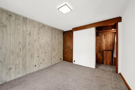 541 Charles Street Aurora IL 60506