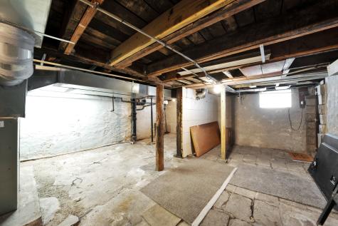 541 Charles Street Aurora IL 60506