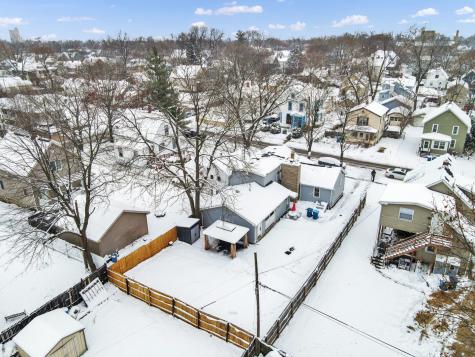 541 Charles Street Aurora IL 60506