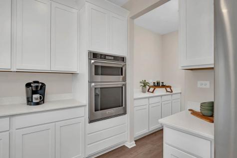 1440 Vintage Drive Oswego IL 60543