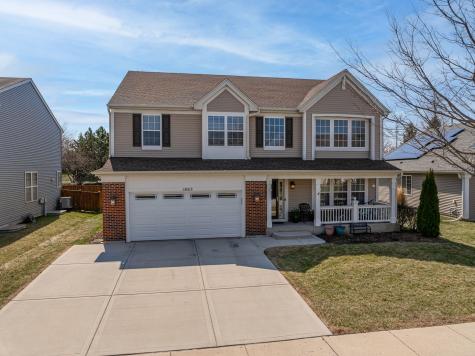 1863 Lake Bluff Lane Pingree Grove IL 60140