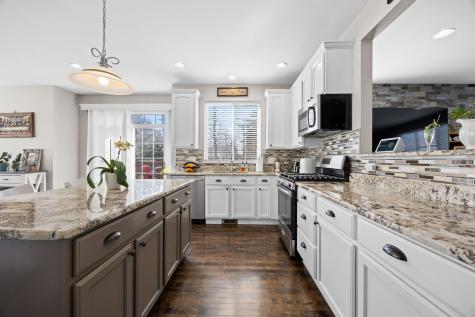 1863 Lake Bluff Lane Pingree Grove IL 60140