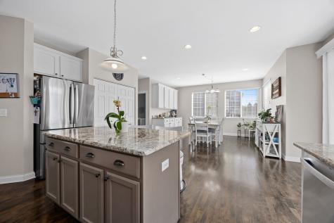 1863 Lake Bluff Lane Pingree Grove IL 60140