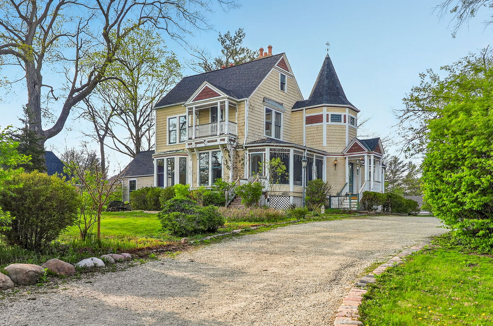 Lindenwald Lane Downers Grove IL 60515