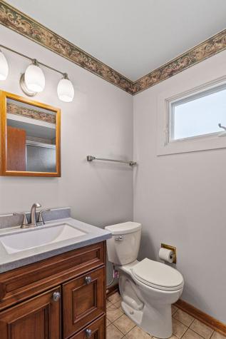 2410 East Northwood Court Arlington Heights IL 60004