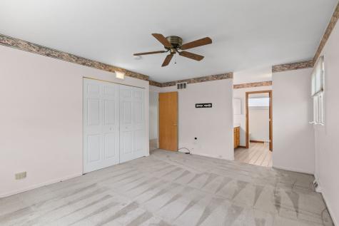 2410 East Northwood Court Arlington Heights IL 60004