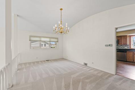 2410 East Northwood Court Arlington Heights IL 60004