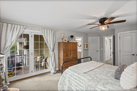 1907 Lynn Circle Libertyville IL 60048