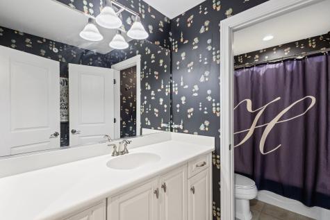 1907 Lynn Circle Libertyville IL 60048