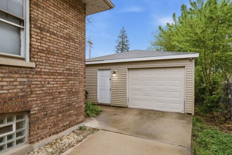 12633 Maple Avenue Blue Island IL 60406