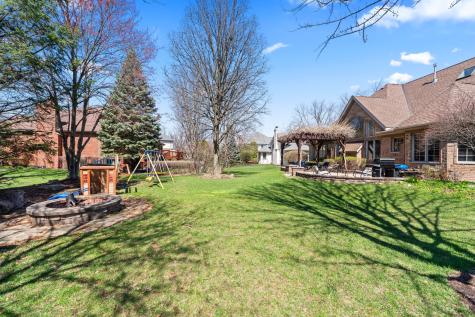 208 Sawgrass Drive Palos Heights IL 60463