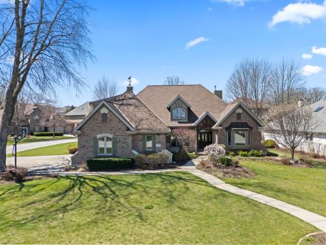208 Sawgrass Drive Palos Heights IL 60463