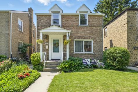 3831 Kirk Street Skokie IL 60076