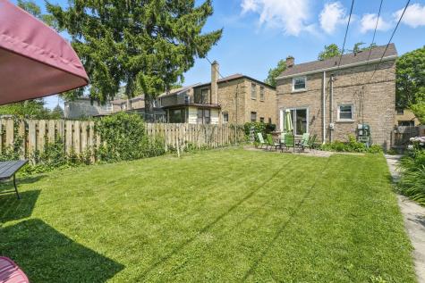 3831 Kirk Street Skokie IL 60076