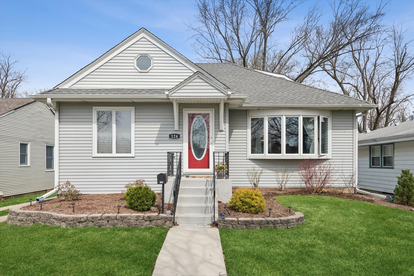 124 East Jackson Street Villa Park IL 60181