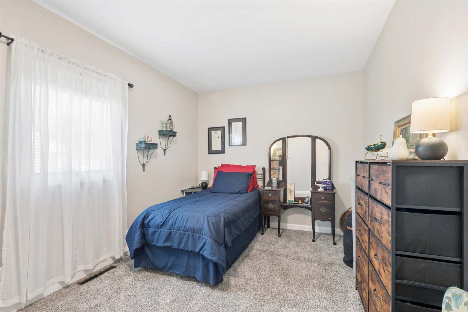 124 East Jackson Street Villa Park IL 60181