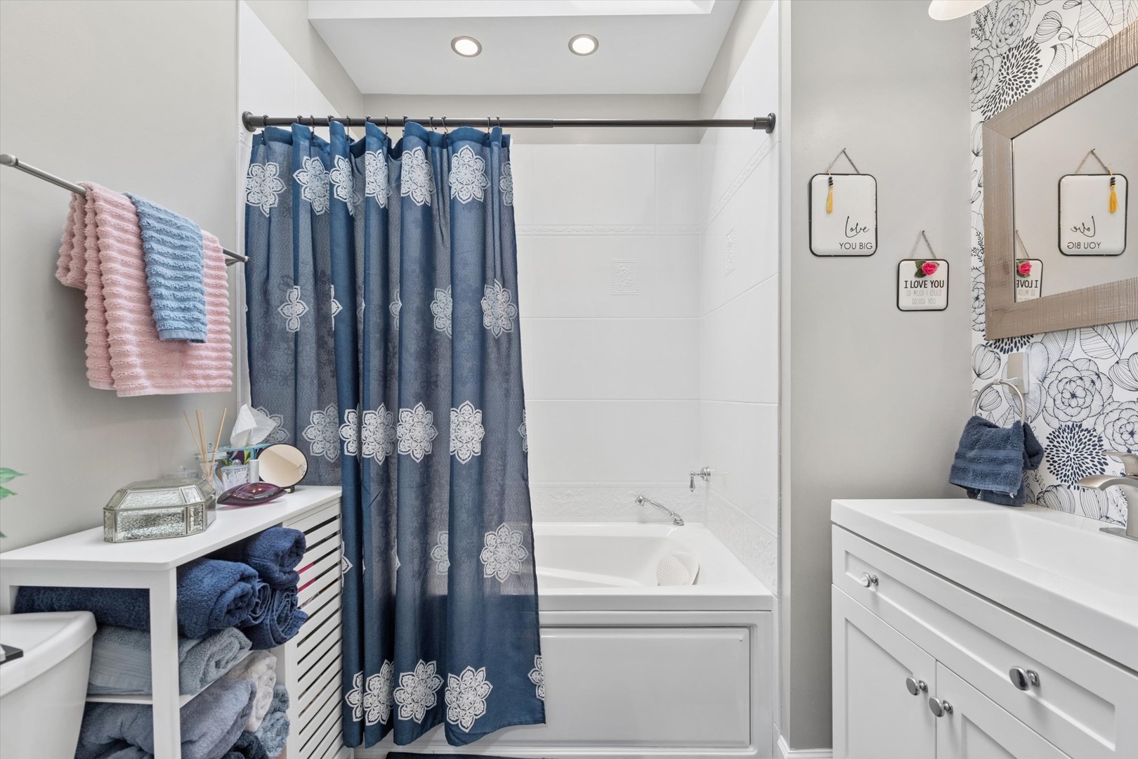 124 East Jackson Street Villa Park IL 60181