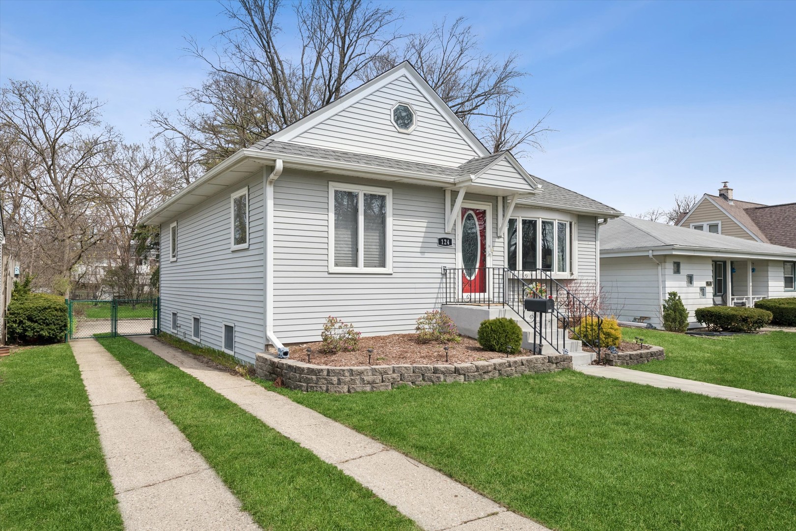 124 East Jackson Street Villa Park IL 60181