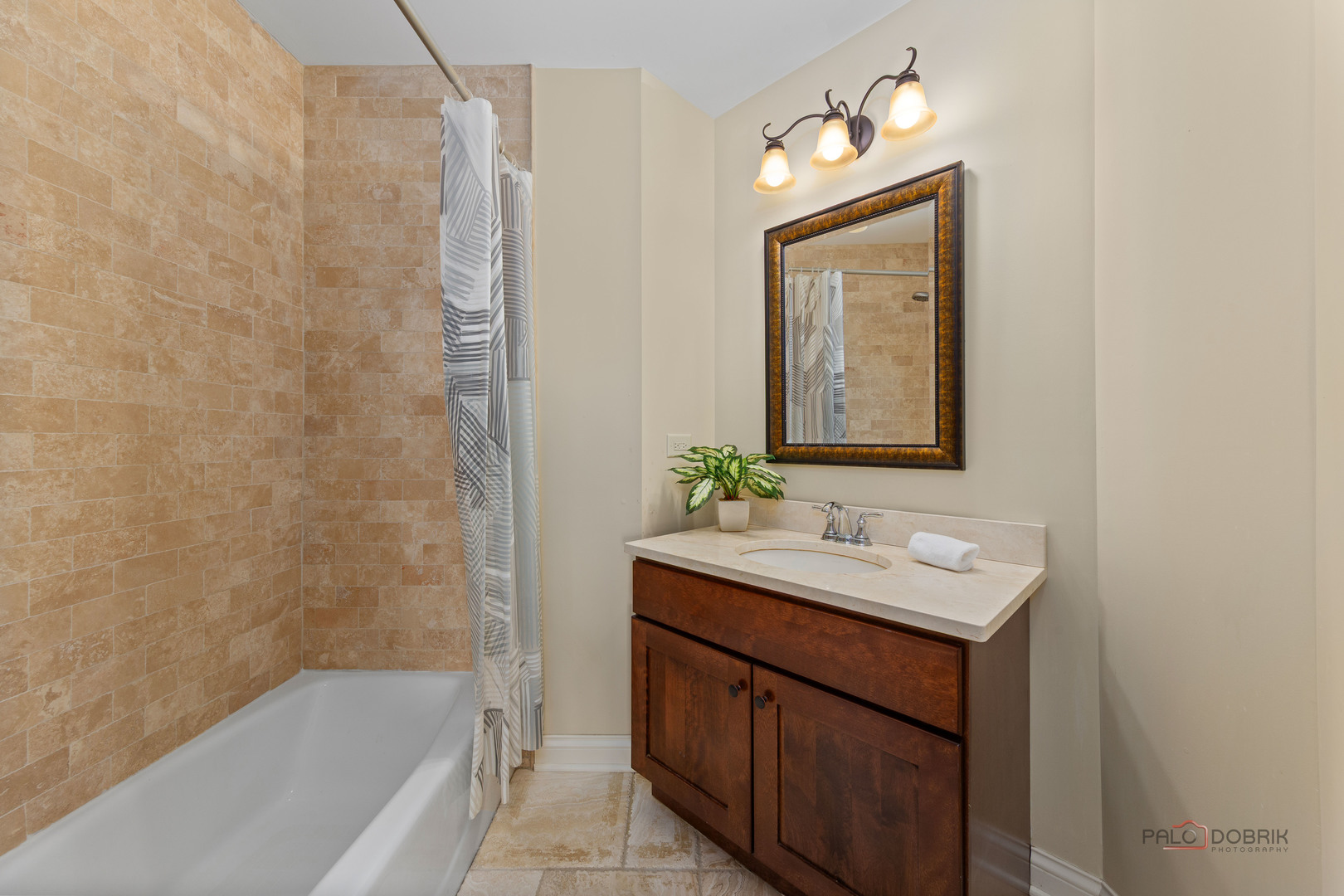 244 Clair View Court Lake Zurich IL 60047