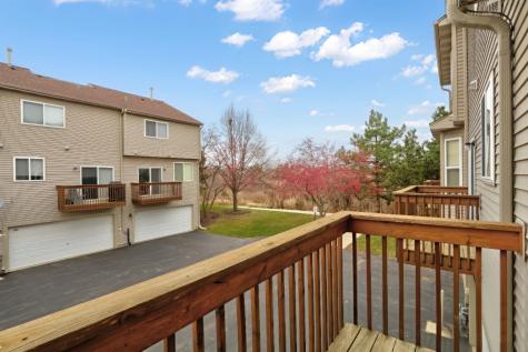 983 Ellsworth Drive Grayslake IL 60030