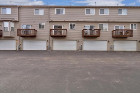 983 Ellsworth Drive Grayslake IL 60030