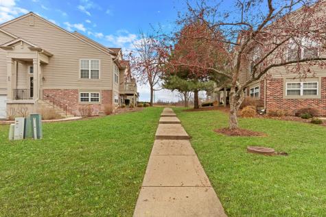 983 Ellsworth Drive Grayslake IL 60030