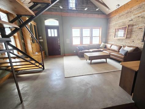 1734 West Beach Avenue Chicago IL 60612