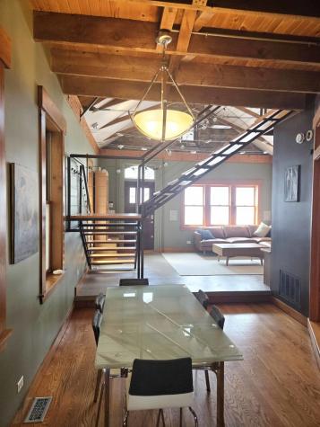 1734 West Beach Avenue Chicago IL 60612