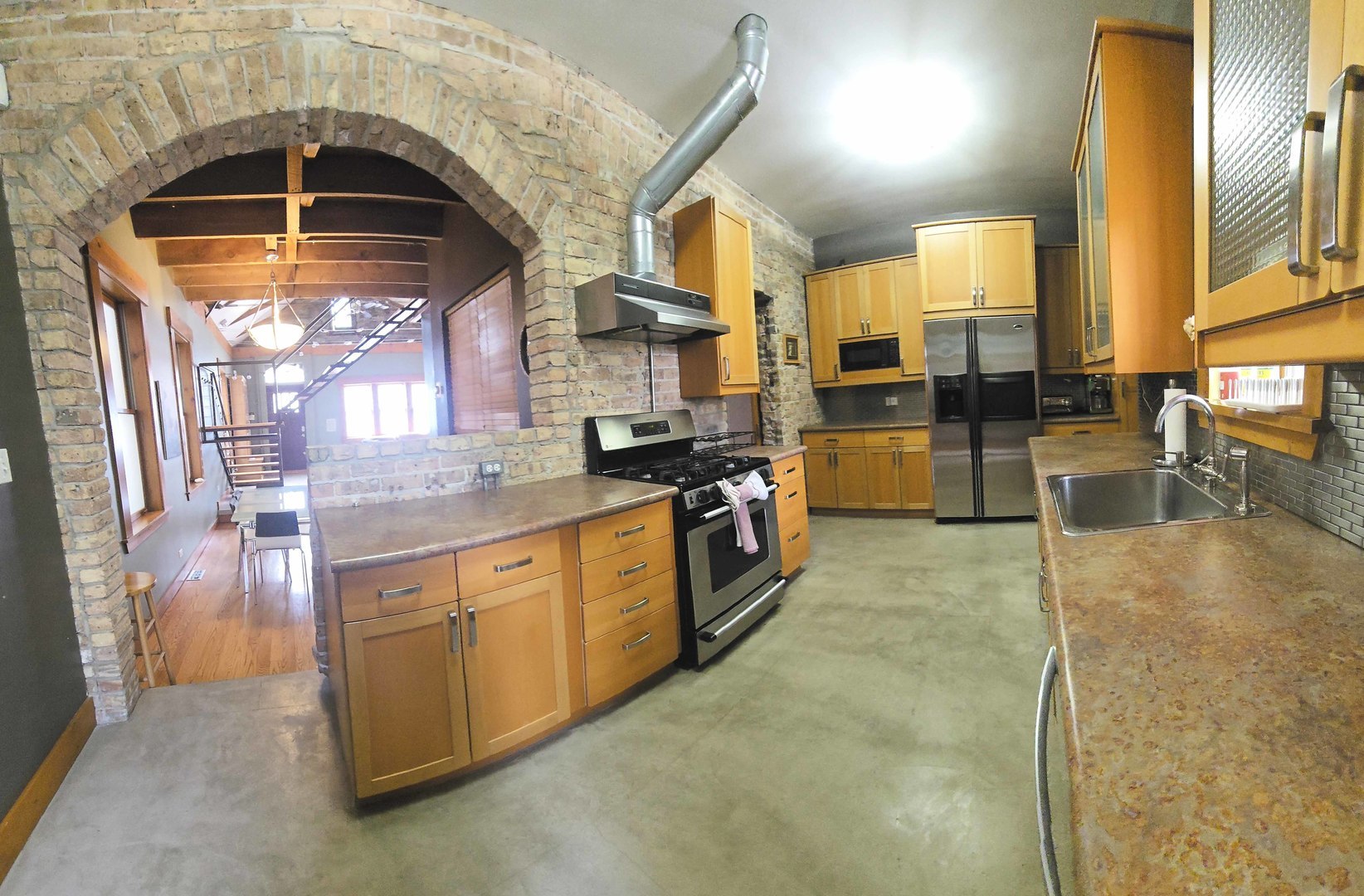 1734 West Beach Avenue Chicago IL 60612