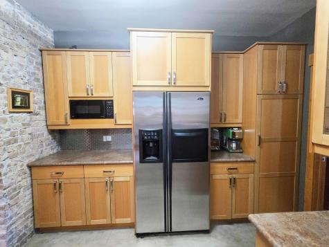 1734 West Beach Avenue Chicago IL 60612