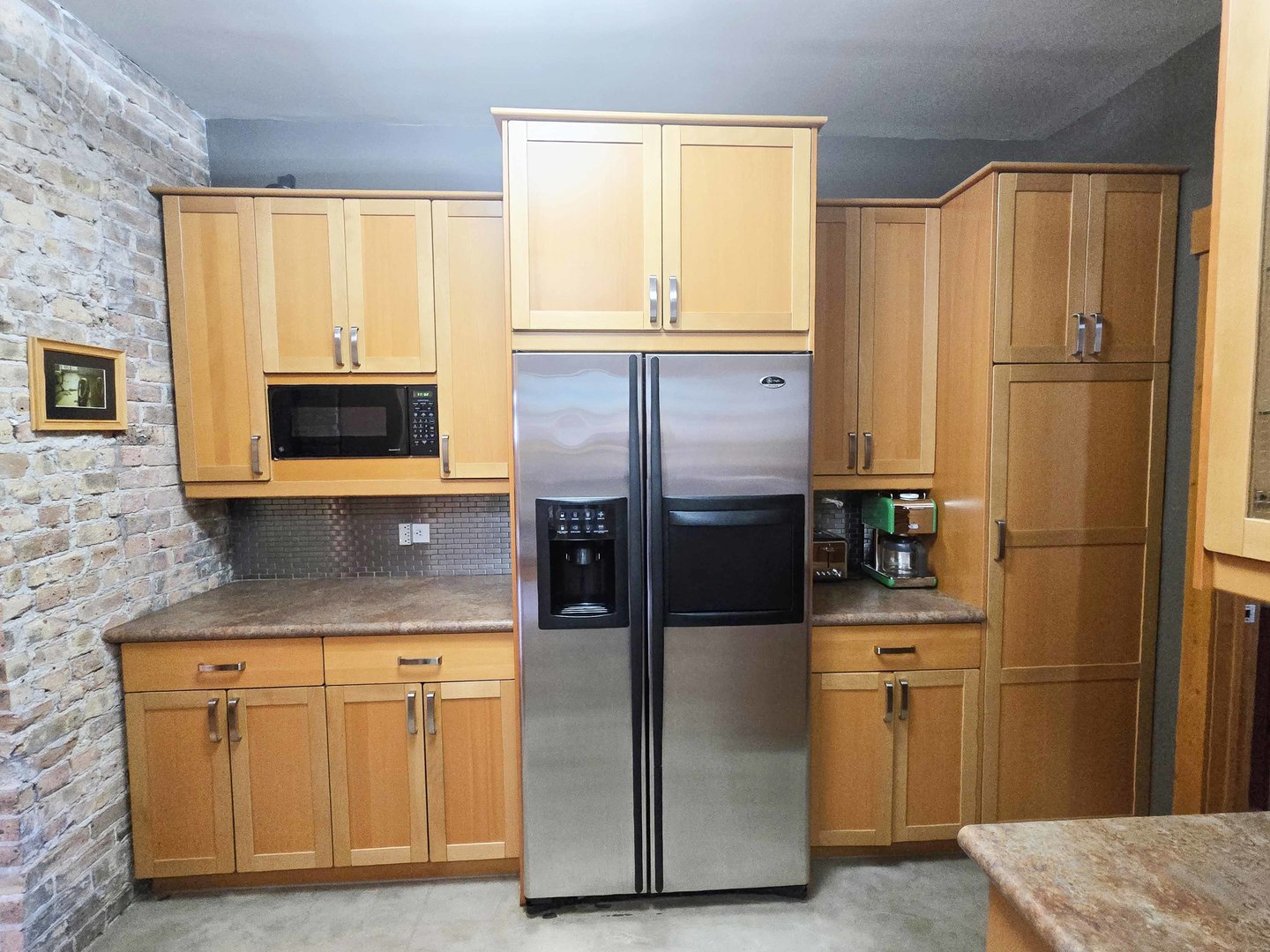 1734 West Beach Avenue Chicago IL 60612
