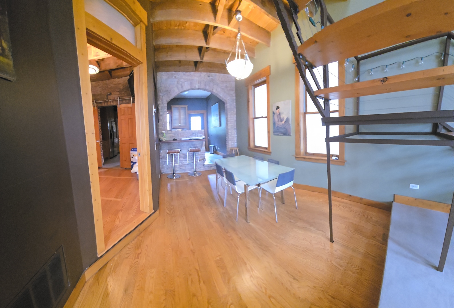 1734 West Beach Avenue Chicago IL 60612