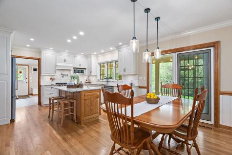 309 Three Oaks Road Cary IL 60013