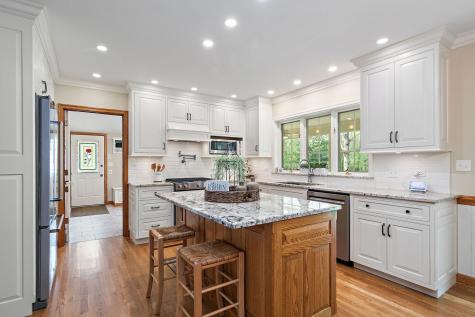 309 Three Oaks Road Cary IL 60013
